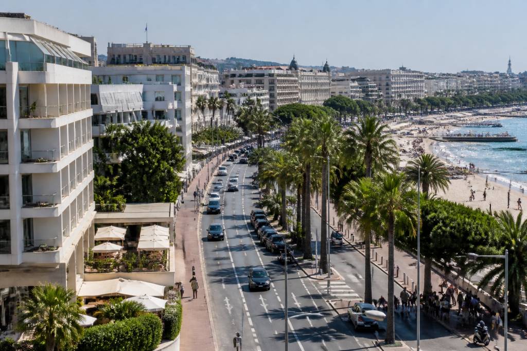 45 boulevard de la croisette Cannes : hôtels, adresse et infos pratiques